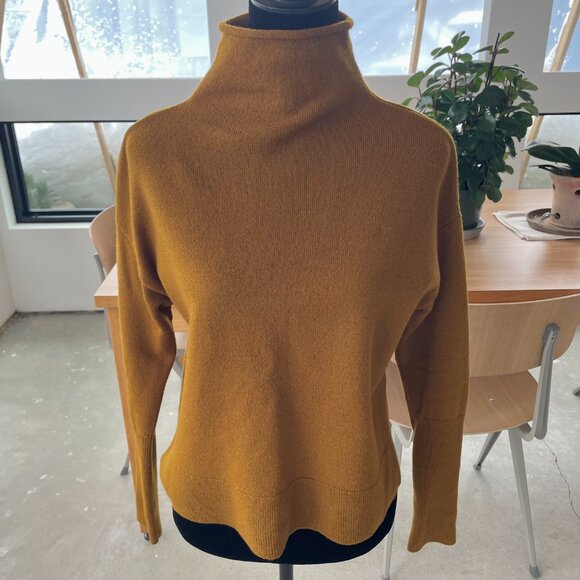 Aritzia Wilfred Cyprie Sweater Size Large - Picture 10 of 11